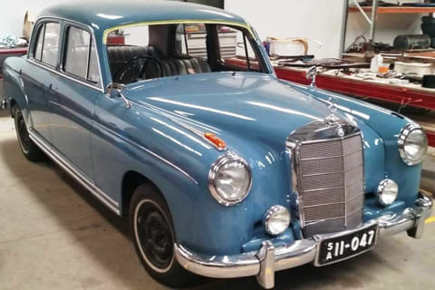 1957 Mercedes 220S Ponton